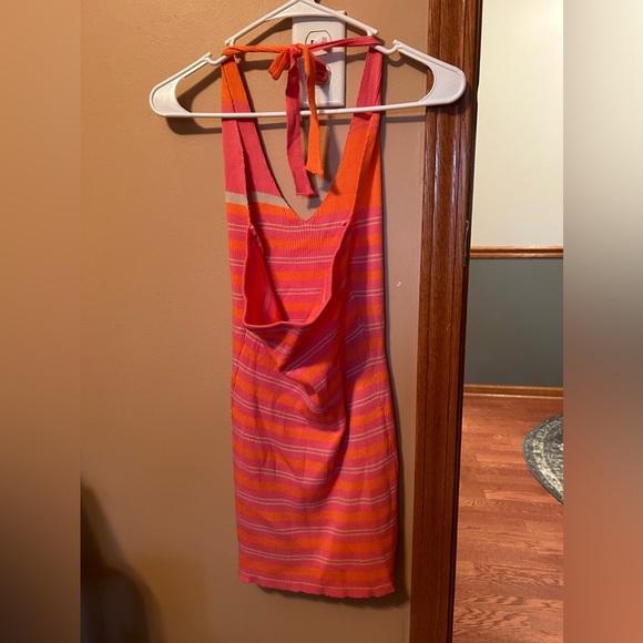 Cute pink & orange summer dress - Picture 3 of 4